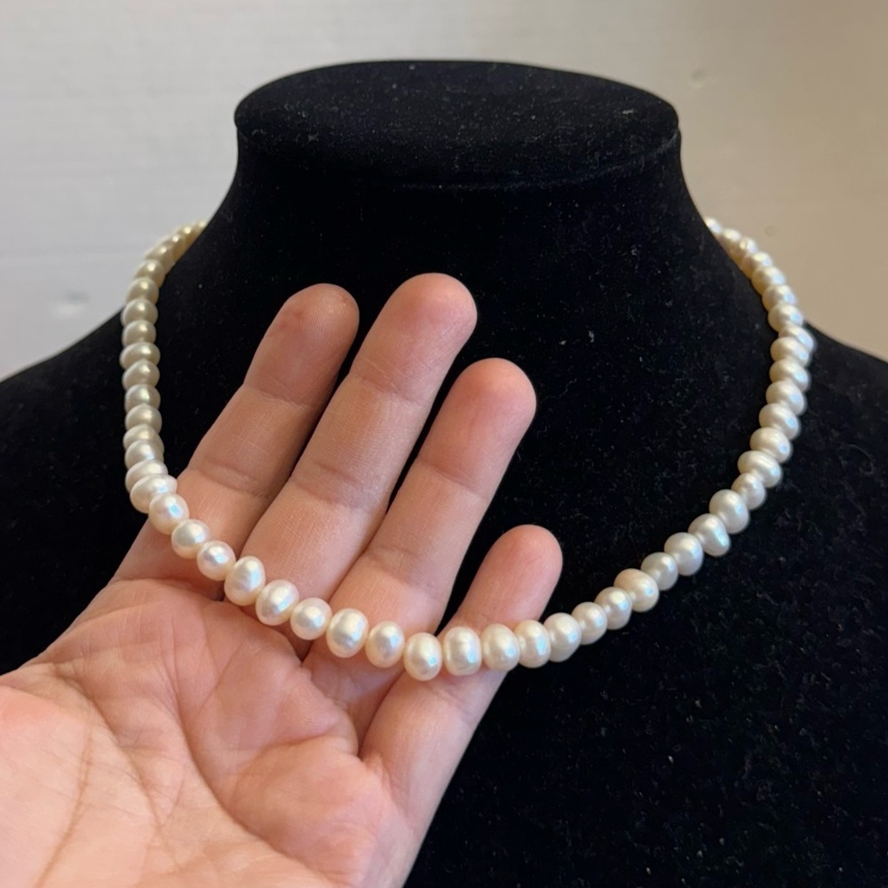 925 Sterling Silver Fresh Water Cultured Pearl Necklace 8 mm Elegant Timeless - Picture 4 of 16